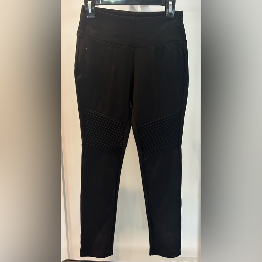 PRICE LOWERED!!  
Parasuco stretch legging